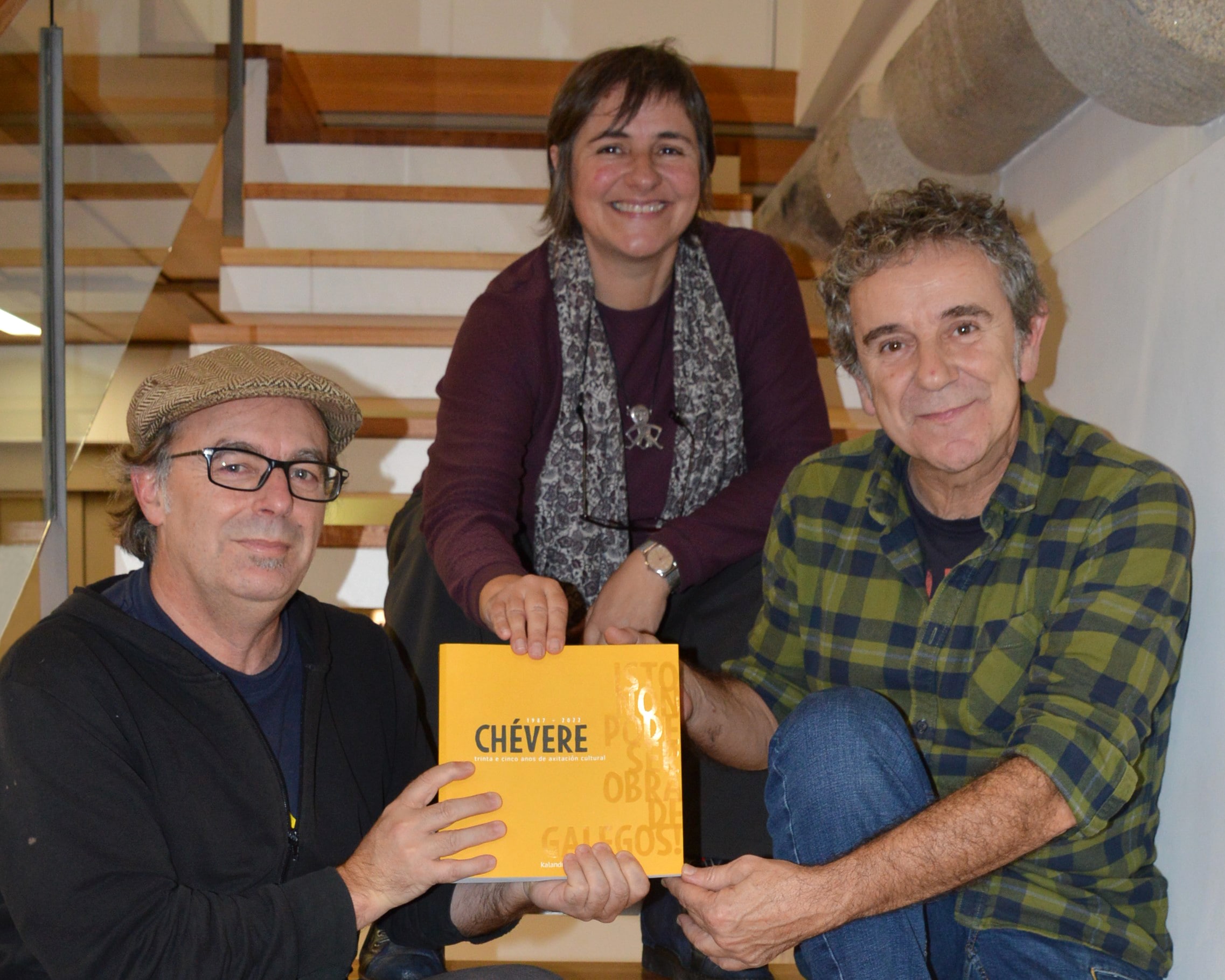 FEIRA DO LIBRO DE LUGO: PRESENTACIÓN CO GRUPO CHÉVERE